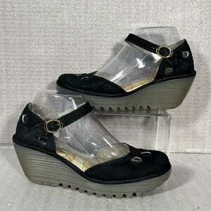 Fly London Yuna Women's Closed Wedge Sandals Size EU 38/7.5-8.0 US